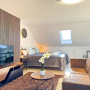 Apartment Immostay D# - Modern & Wifi, BRE